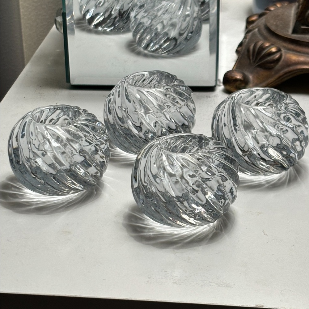 Clear Heavy Round Candle Holder